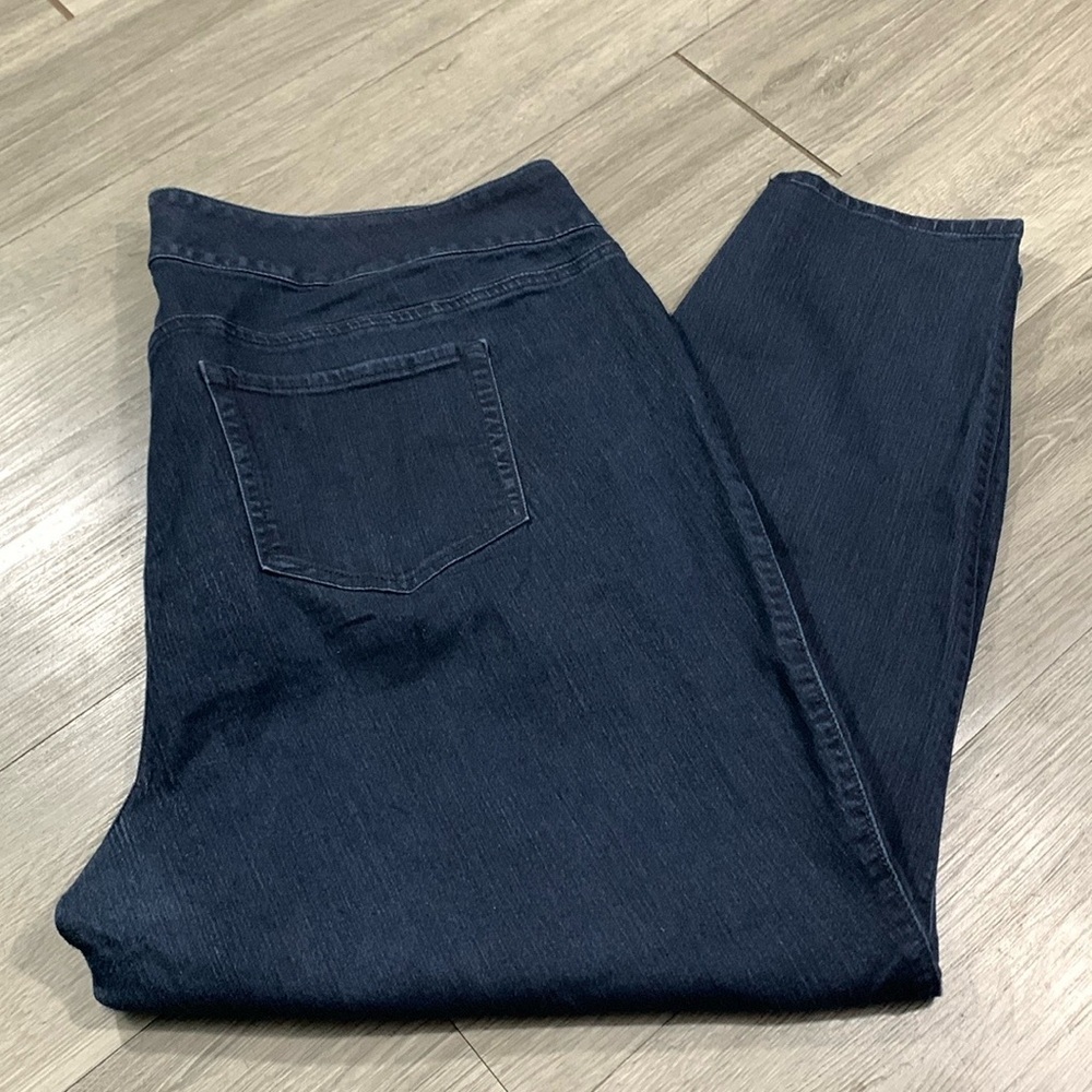 Torrid Skinny Jeggings Super Stretch Darkwash‎ Jeans size 26